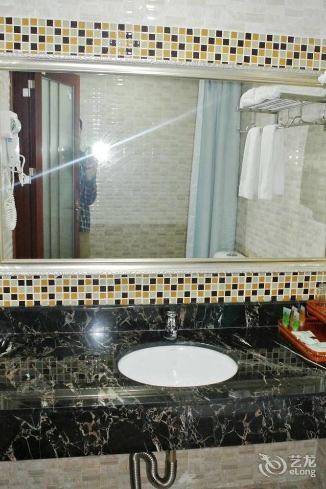 Shenzhen Haitian Hotel Bagian luar foto